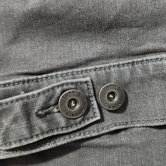 TORRID Distressed Gray Denim Jacket - Picture 6 of 7